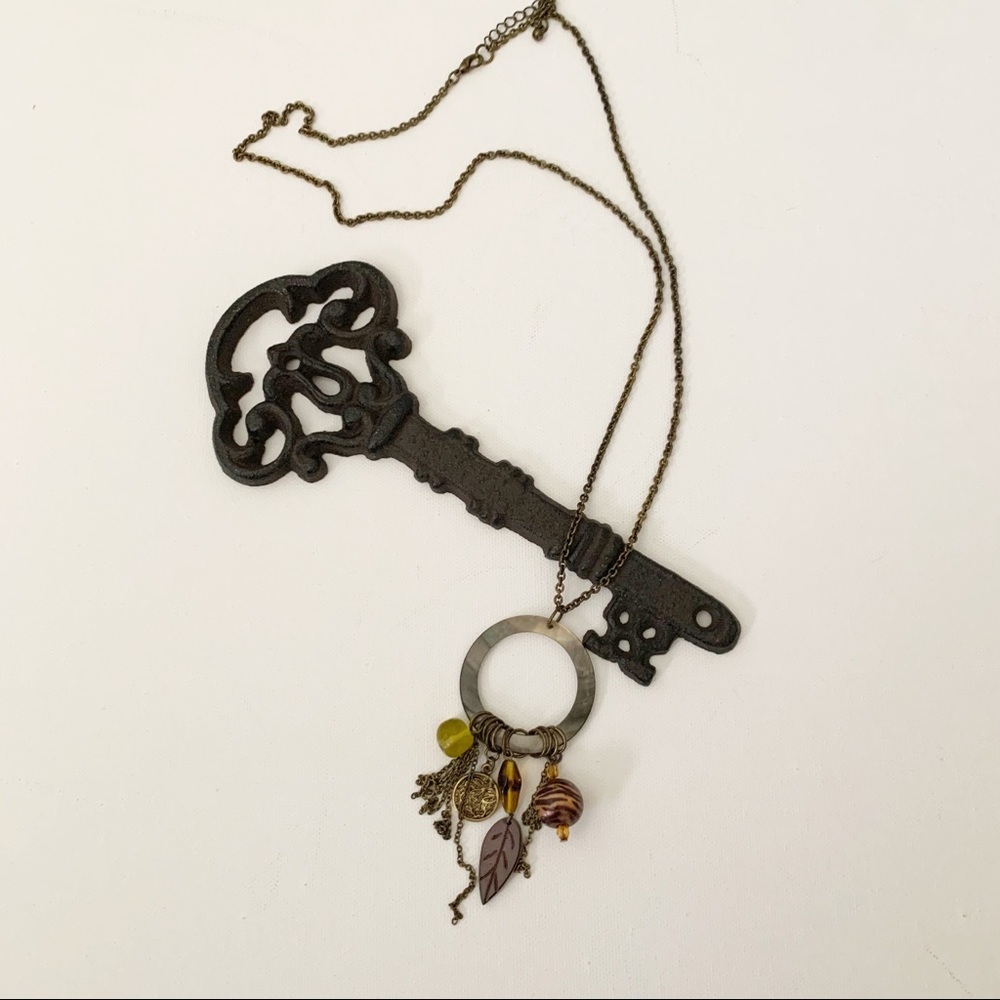 BOHO style Charm necklace abalone shell